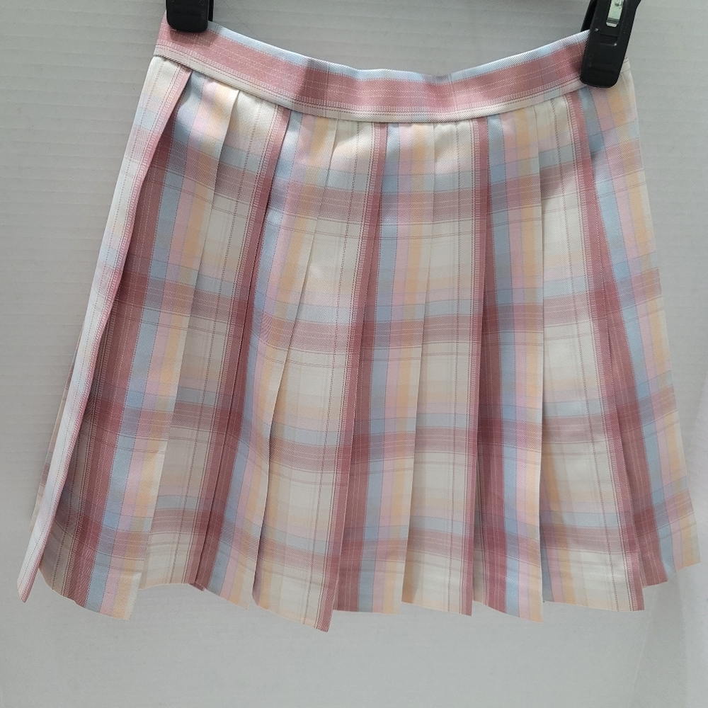 NWOT Plaid Pleated Skirt - Pink and Cream Taylor Swift & Rachel Style Size Small